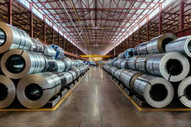 Lautan Baja Indonesia kembali produksi coil galvalum. Simak perkembangan terbaru dan dampaknya bagi industri konstruksi.